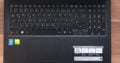 Sehr gute Tastatur mit angerauten Tasten & ordentlichem Hub