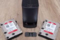 Das NAS kommt mit zwei WD-Red-HDDs daher.