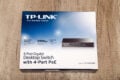 Der Karton des TP-Link-Switches ...