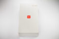 Schön schlicht und selbstbewusst präsentiert sich Xiaomi.