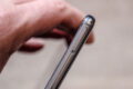 Der SIM-Slot oben am Smartphone