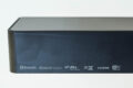 Die Rückseite der Soundbar mit dem Hinweis auf die unterstützten Formate.