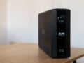 Saubere 232 Volt kommen aus dem Back-UPS Pro 1600.