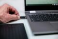 Einfach Anschließen & fertig – der Plug & Play-Charakter ist im Zusammenspiel mit Chromebooks besonders praktisch.